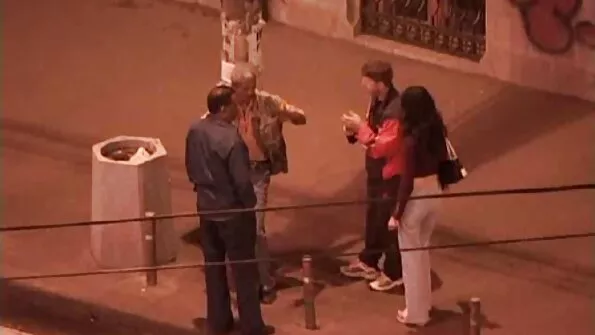 فيروكا جيمس يواجه شاعر جنس عرب سكس المليون في المكتب