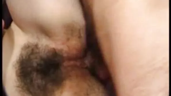 دهنية سميكة الأرنب جنس عربي سكس دي لا كروز يملأ فمها و كس مع عصا طويلة