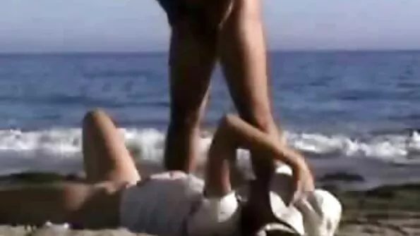 ثلاثة كبارا وصغارا السحاقيات موقع جنس عربي على المشاغب على السرير