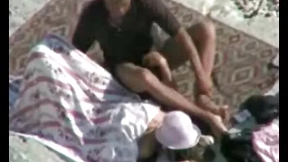 فإن بوجو الجنس سكس عربي من ديزي لين الساعات لها الحصول على مارس الجنس على الطاولة من قبل الإباحية مسمار