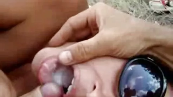 عبر قنبلة بيانكا ميريليس Cums في فمها بعد التداول الحمار جنس عربي قوي الملاعين