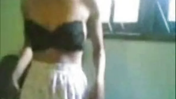 أنتوني Rosano, T. J. هارت هذه الكلبة يضع الديك الحق بين عربي جنس رف لها! [برازرز أفضل]