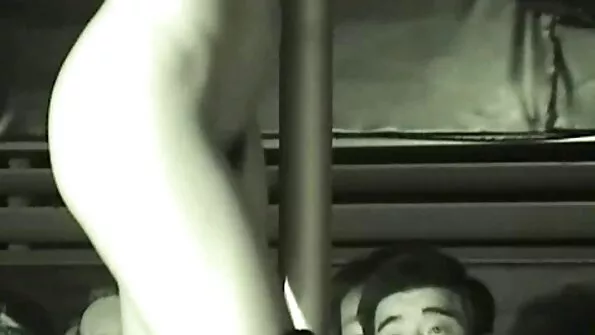 هم جنس اجنبي مترجم ليسوا لي.